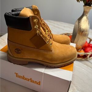 Timberland Classic Wheat Boots with Black Collar